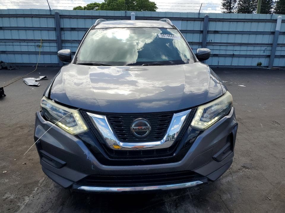 2018 NISSAN ROGUE SV 5