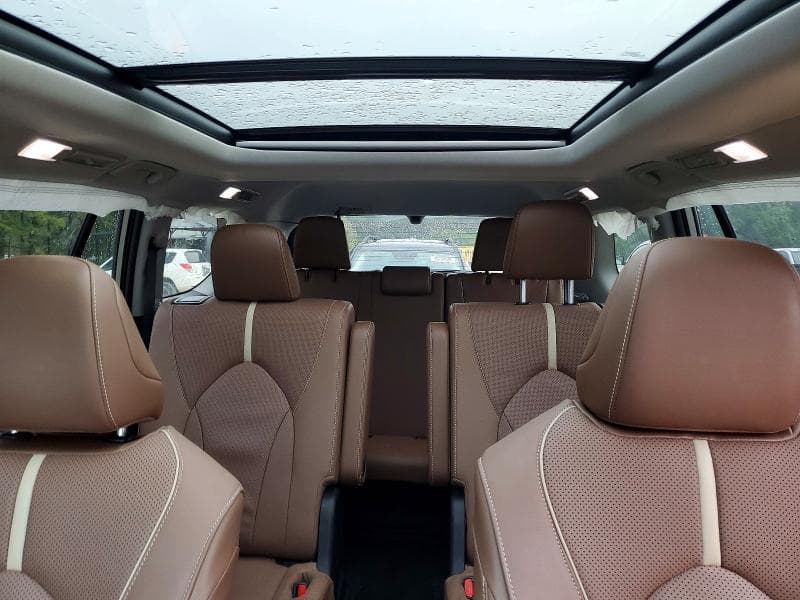 2025 TOYOTA GRAND HIGHLANDER PLATINUM PLATINUM 10