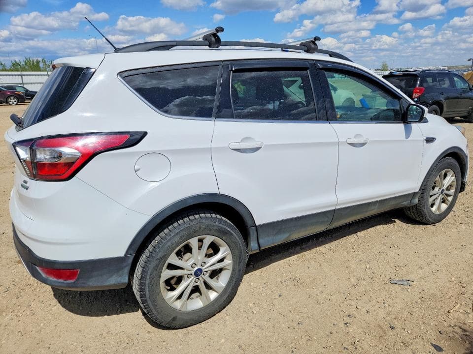 2017 FORD ESCAPE SE 3