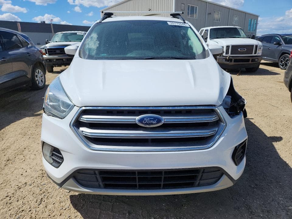 2017 FORD ESCAPE SE 5