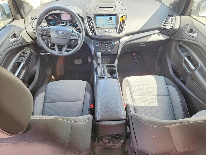 2017 FORD ESCAPE SE 8