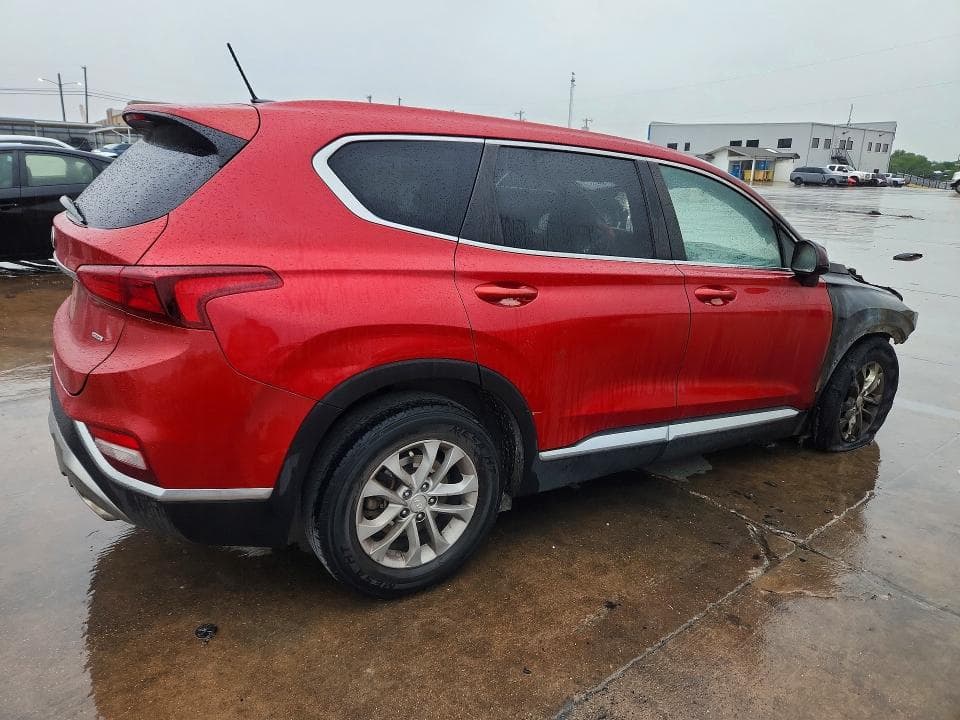 2019 HYUNDAI SANTA FE SE 3