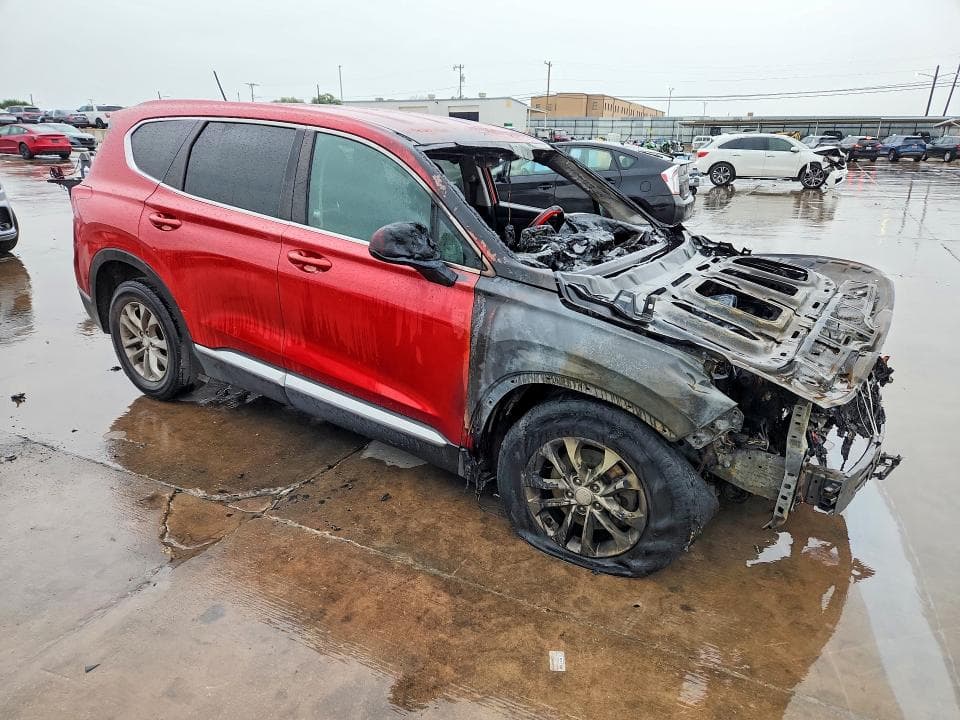 2019 HYUNDAI SANTA FE SE 4