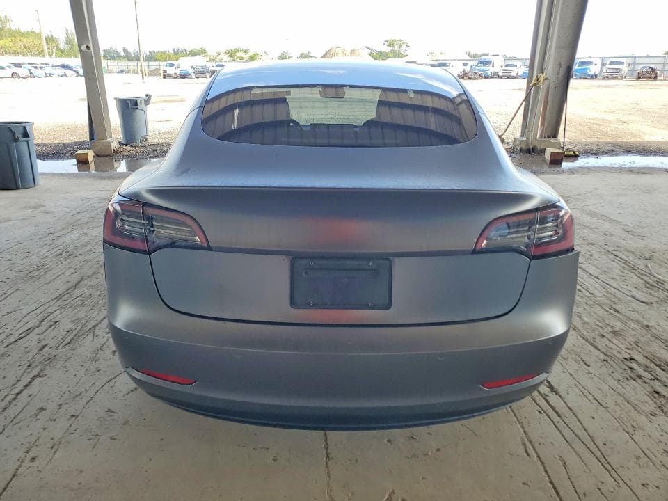 2019 TESLA MODEL 3 6