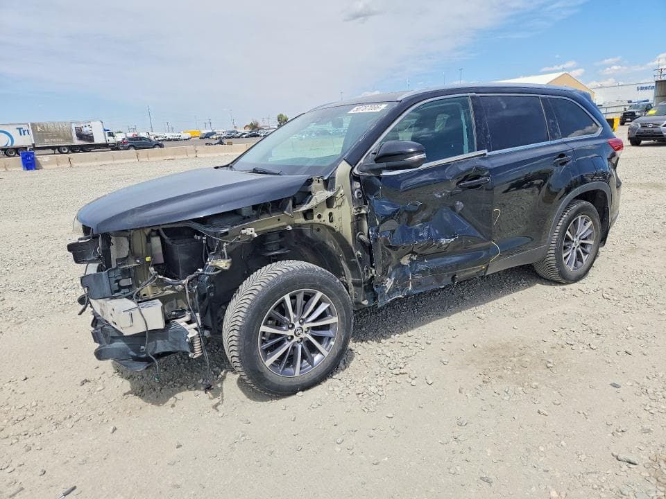 2019 TOYOTA HIGHLANDER XLE XLE - 1