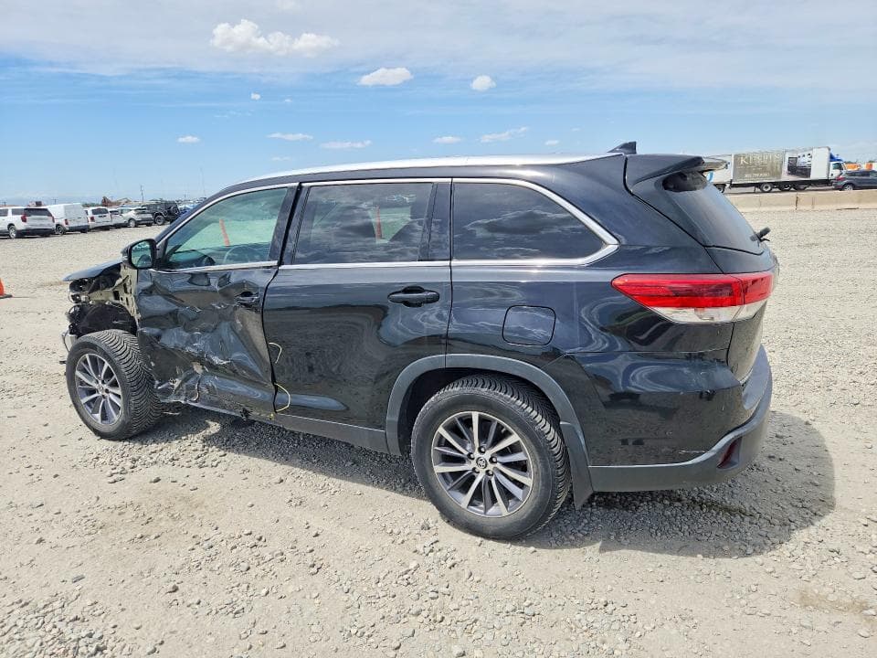 2019 TOYOTA HIGHLANDER XLE XLE 2