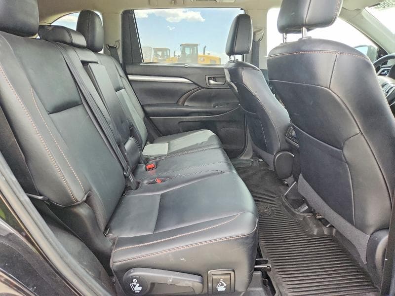2019 TOYOTA HIGHLANDER XLE XLE 11