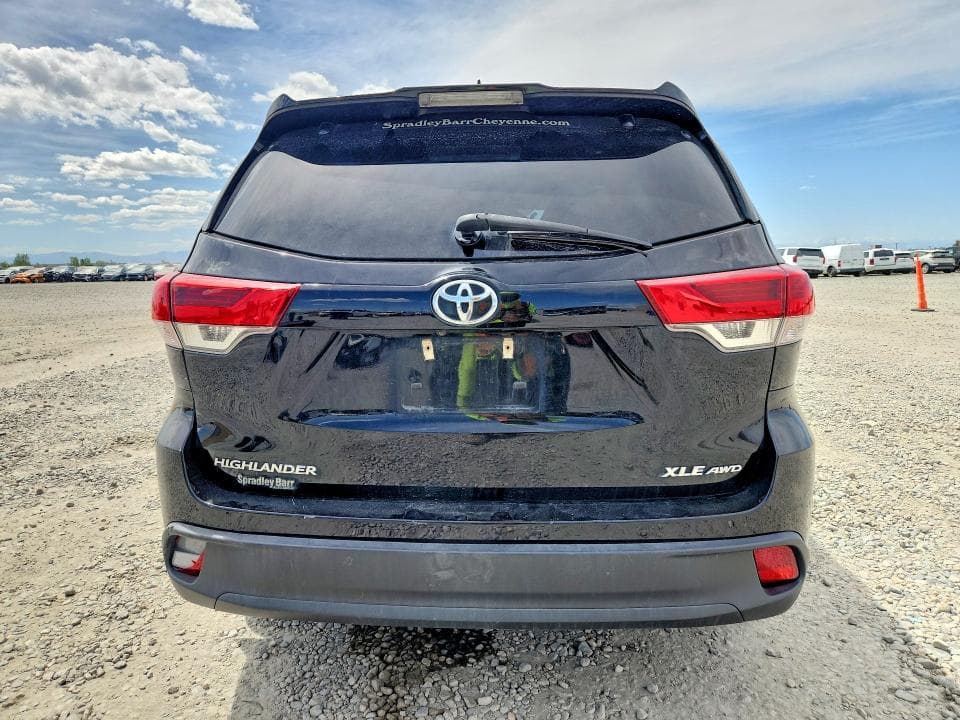 2019 TOYOTA HIGHLANDER XLE XLE 6