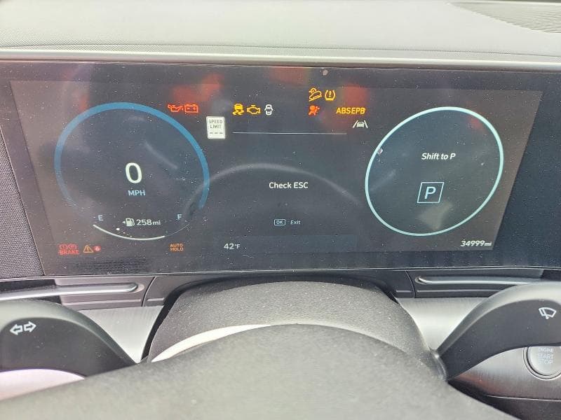 2024 HYUNDAI KONA SEL 9