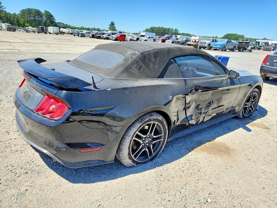 2018 FORD MUSTANG 3