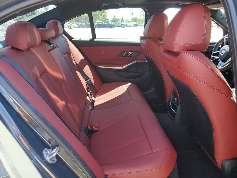 2025 BMW 330I 11