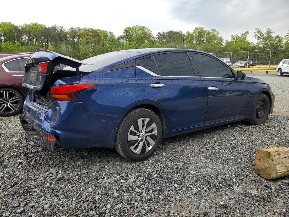 2024 NISSAN ALTIMA S 3
