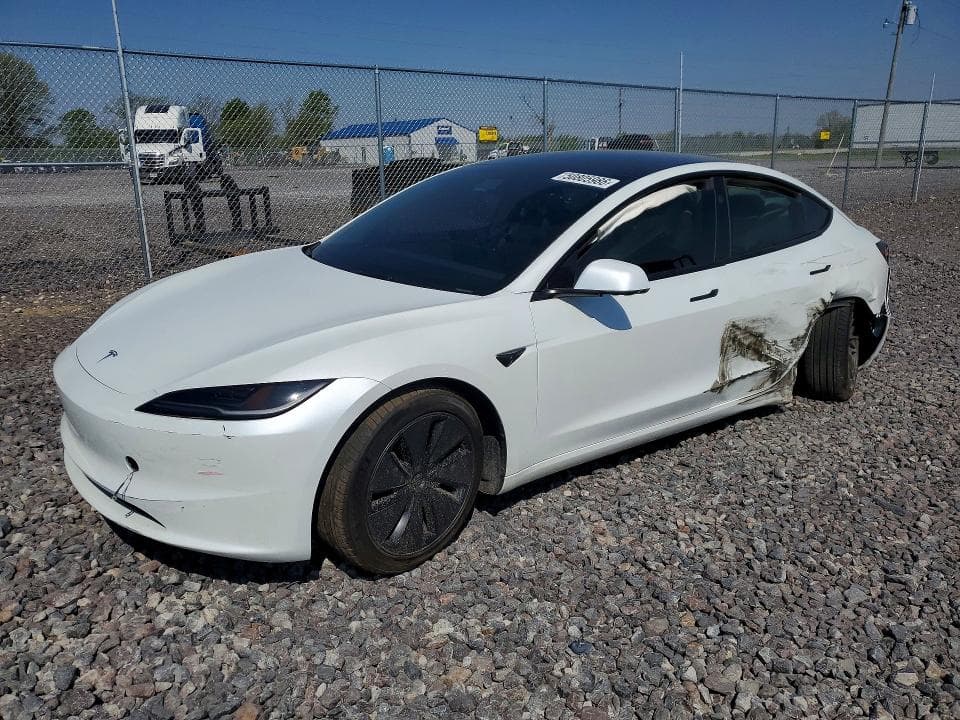 2025 TESLA MODEL 3 - 1