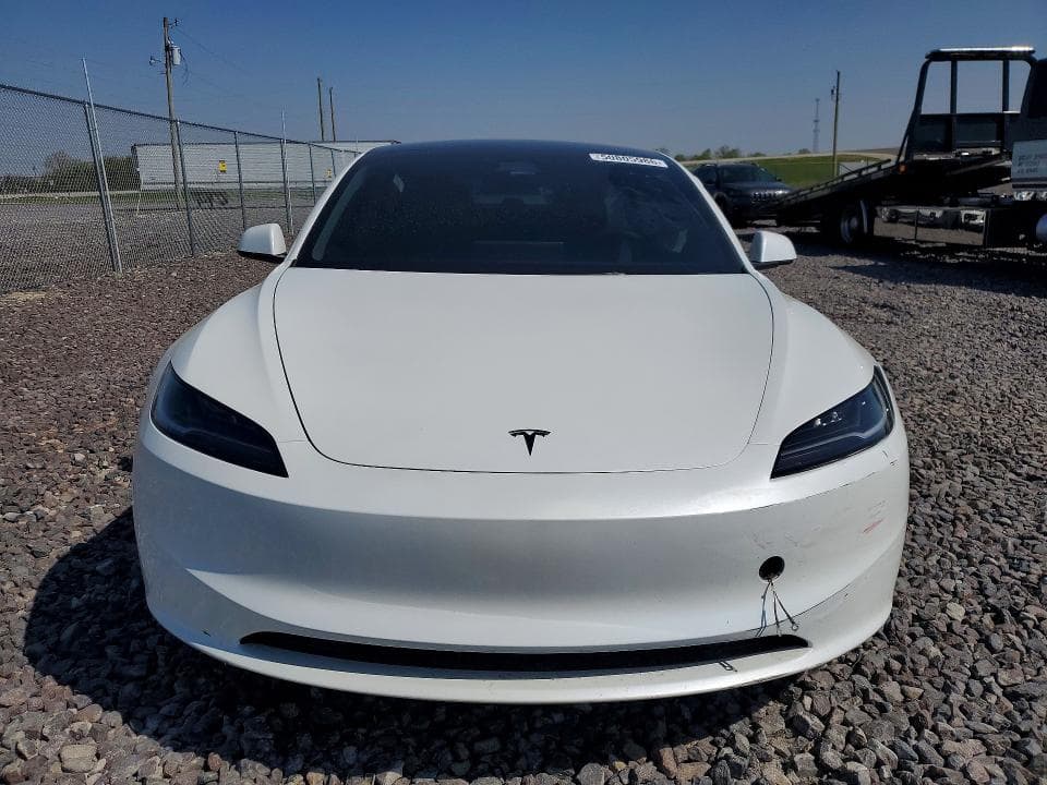 2025 TESLA MODEL 3 5