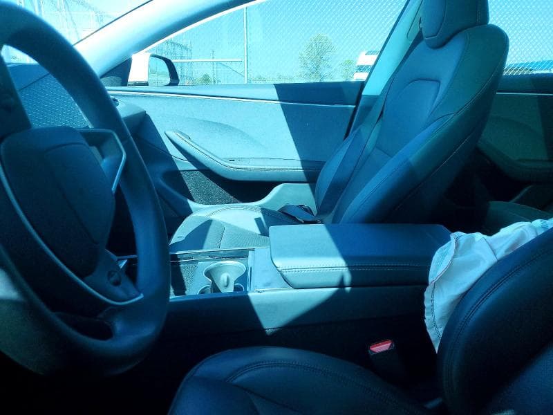2025 TESLA MODEL 3 7