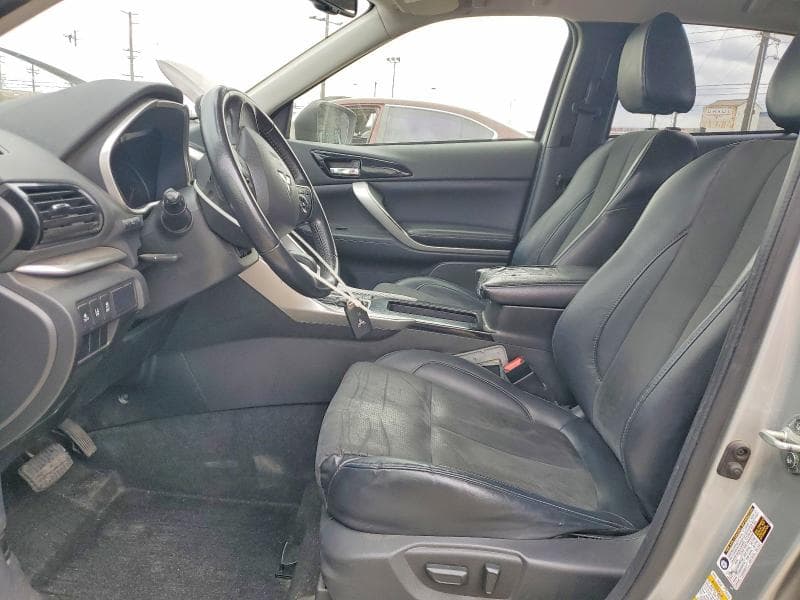 2022 MITSUBISHI ECLIPSE CROSS SE 7