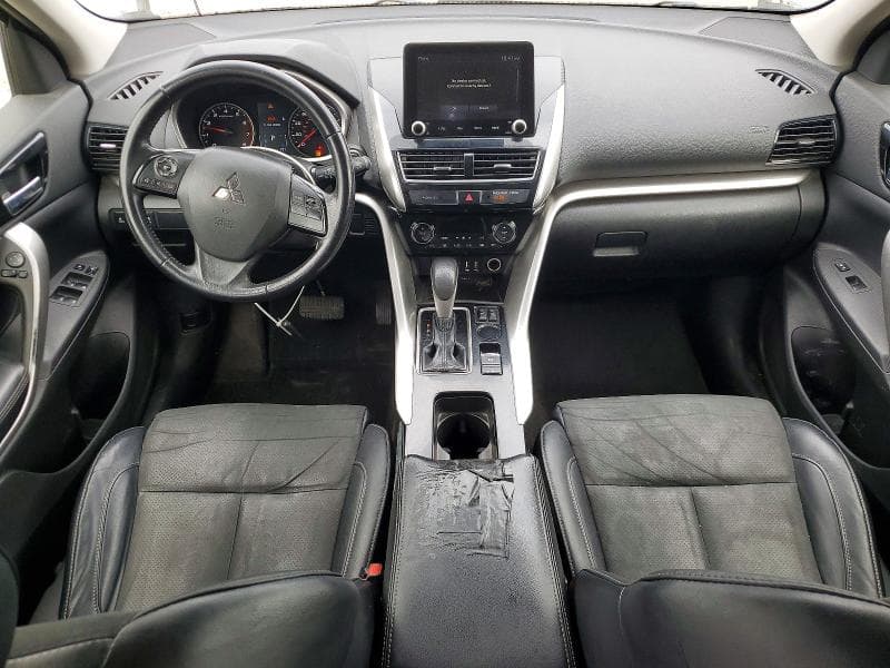 2022 MITSUBISHI ECLIPSE CROSS SE 8