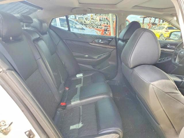 2017 NISSAN MAXIMA PLATINUM PLATINUM 10