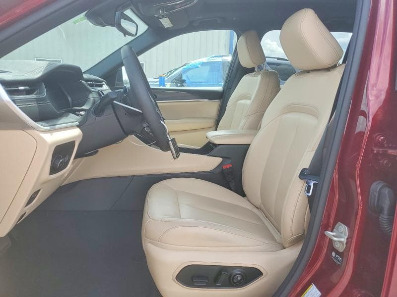 2023 JEEP GRAND CHEROKEE L LIMITED 7