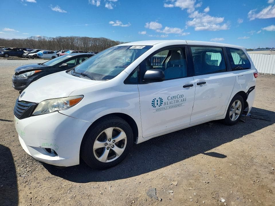 2017 TOYOTA SIENNA L 7-PASSENGER - 1