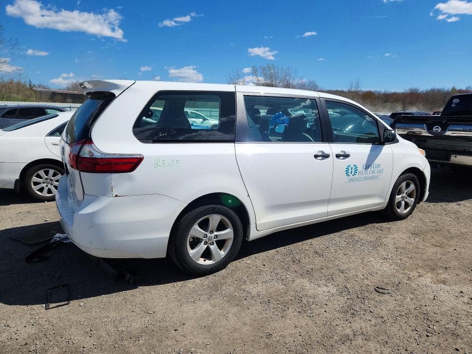 2017 TOYOTA SIENNA L 7-PASSENGER 3