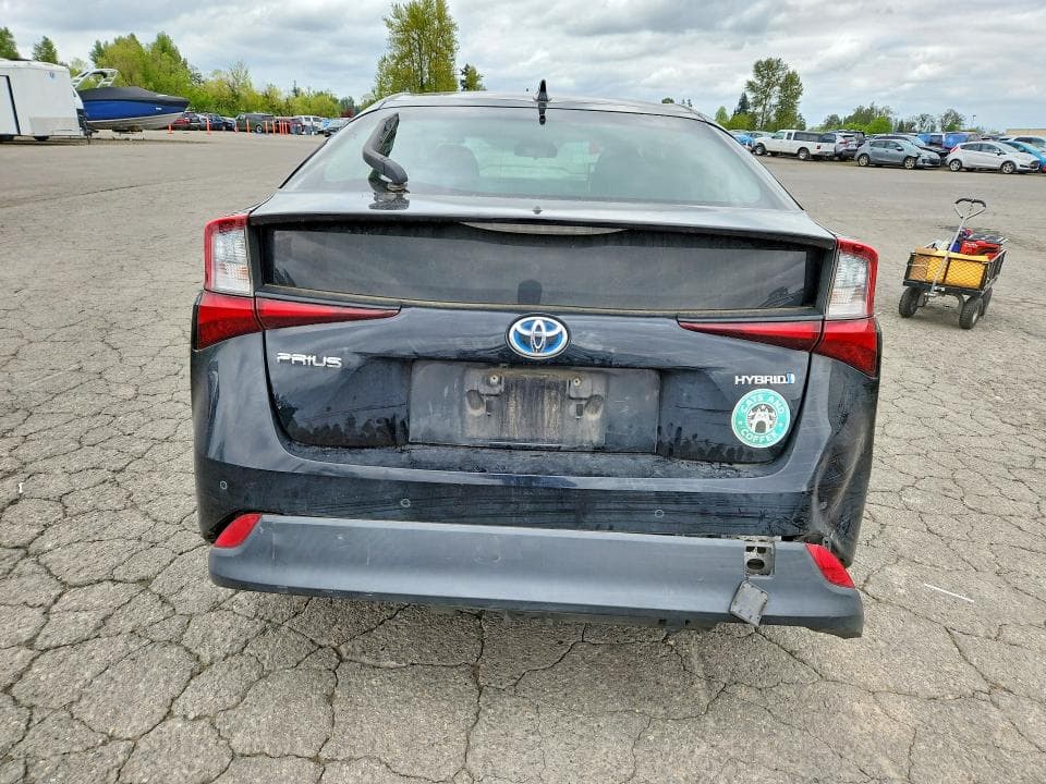 2019 TOYOTA PRIUS LE LE 6