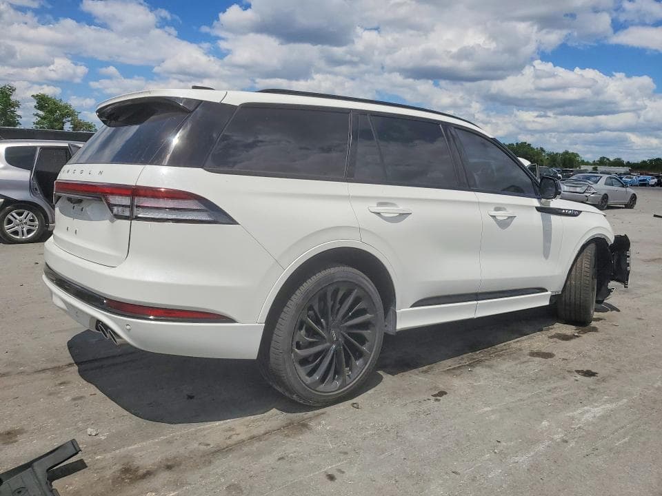 2025 LINCOLN AVIATOR RESERVE 3