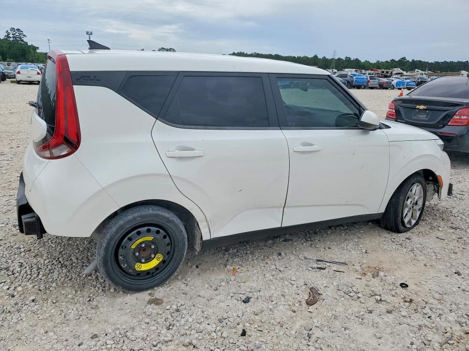 2022 KIA SOUL LX 3