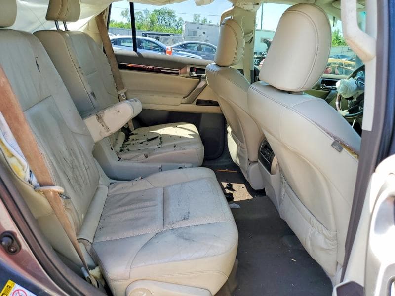 2017 LEXUS GX 460 11