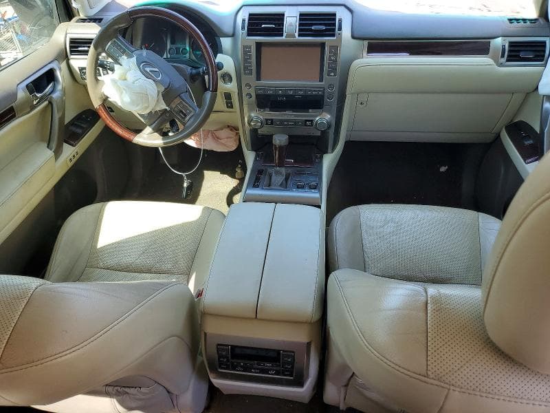 2017 LEXUS GX 460 8