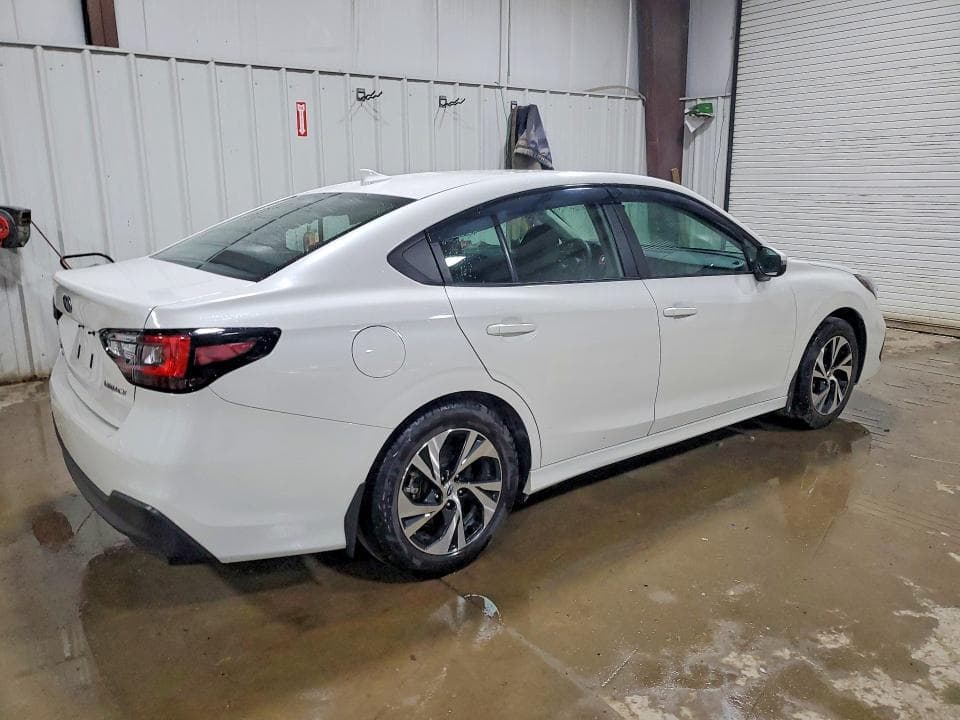 2025 SUBARU LEGACY PREMIUM PREMIUM 3