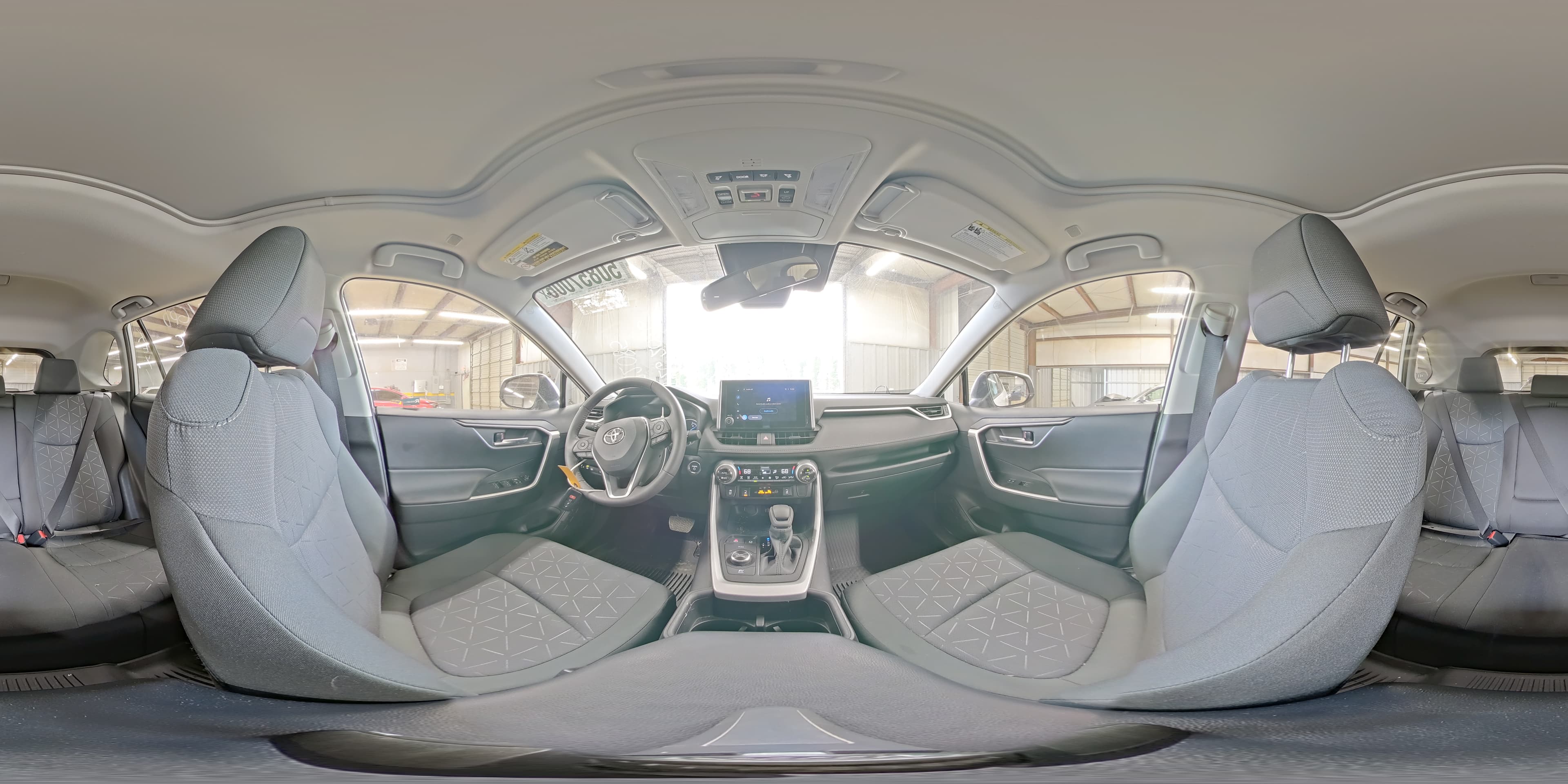 2025 TOYOTA RAV4 HYBRID XLE XLE 15