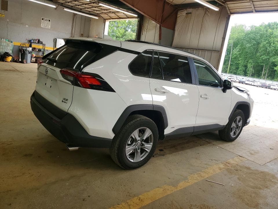 2025 TOYOTA RAV4 HYBRID XLE XLE 3