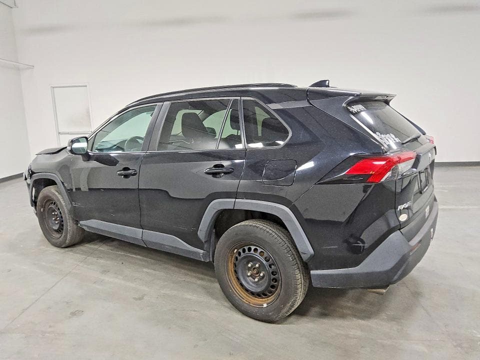 2019 TOYOTA RAV4 LE LE 2