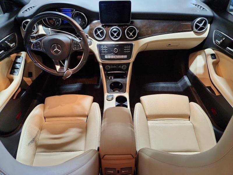 2018 MERCEDES-BENZ CLA 250 4MATIC 8