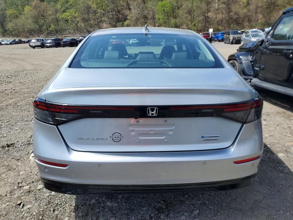 2024 HONDA ACCORD TOURING HYBRID 6