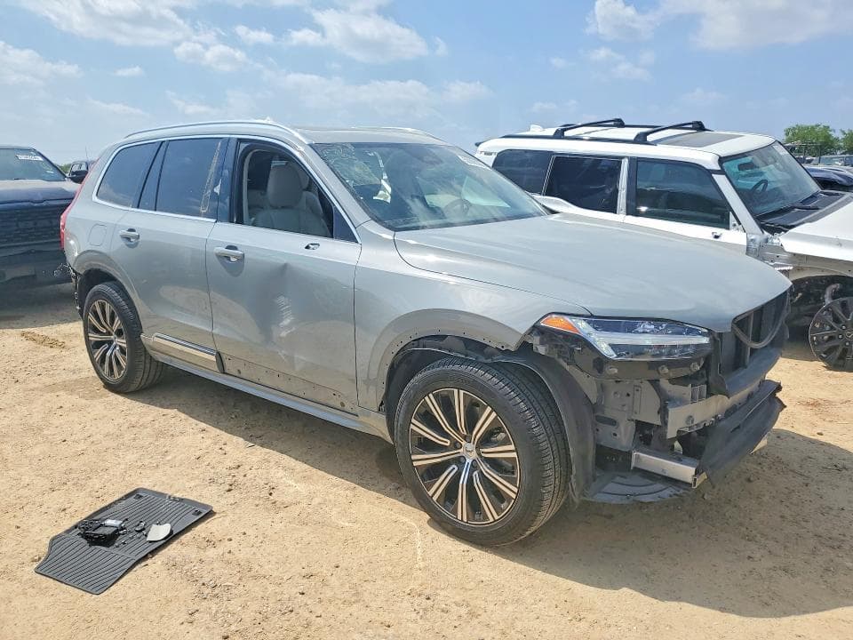 2025 VOLVO XC90 CORE 4