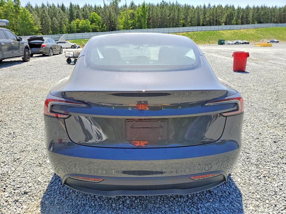 2025 TESLA MODEL 3 7