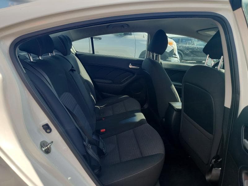 2018 KIA FORTE LXS 10