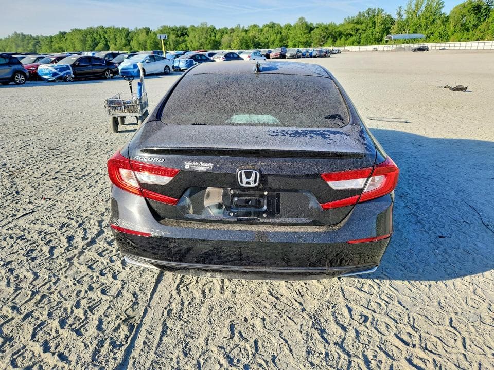 2018 HONDA ACCORD 6