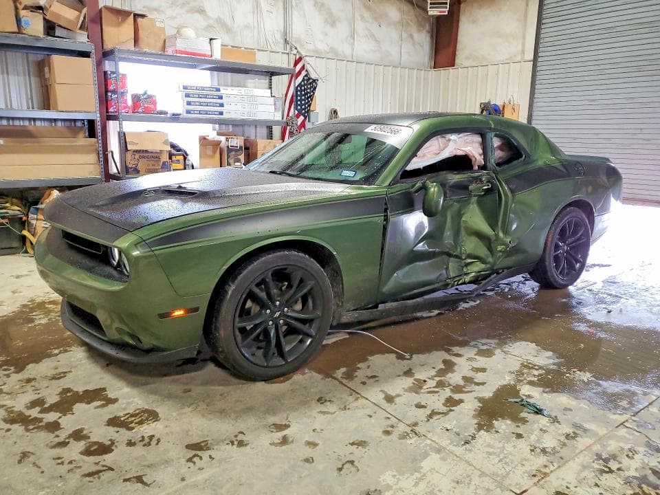 2018 DODGE CHALLENGER SXT 1
