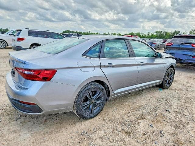2022 VOLKSWAGEN JETTA SE 3