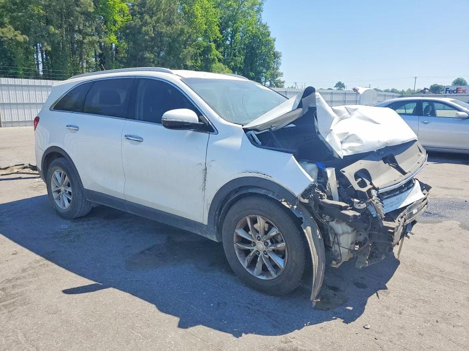 2017 KIA SORENTO LX 4