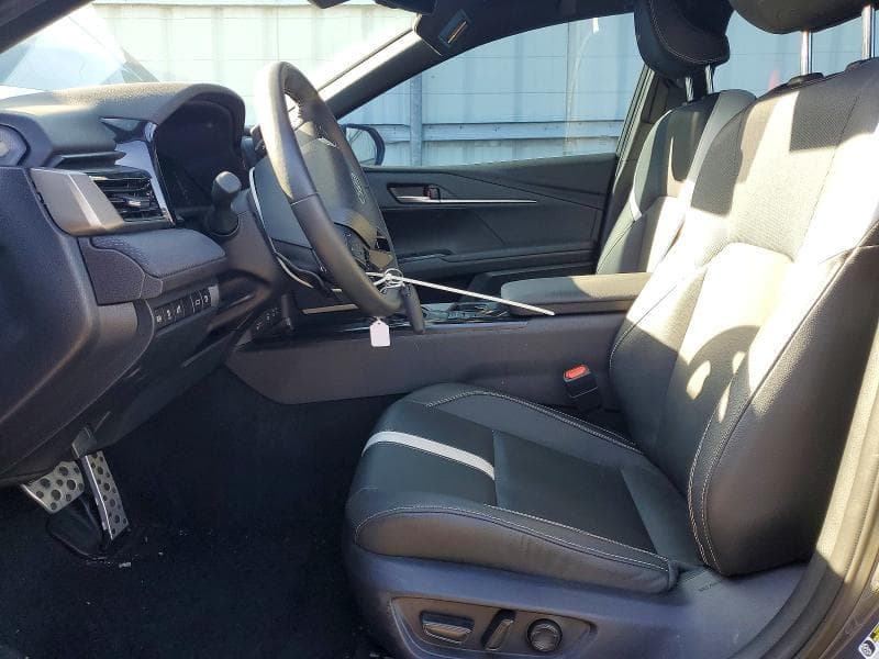 2025 TOYOTA CAMRY SE 7