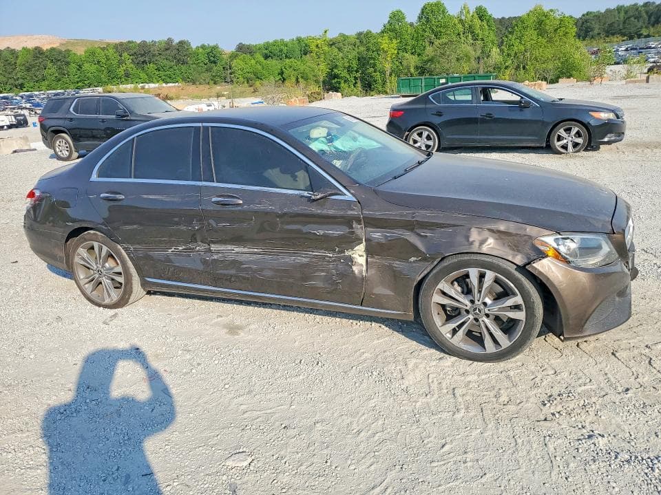 2017 MERCEDES-BENZ C 300 4