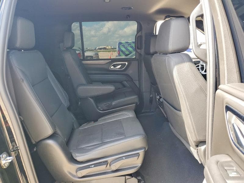 2024 CHEVROLET SUBURBAN C1500 LT 11