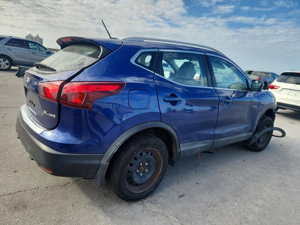 2018 NISSAN ROGUE SPORT SL 3