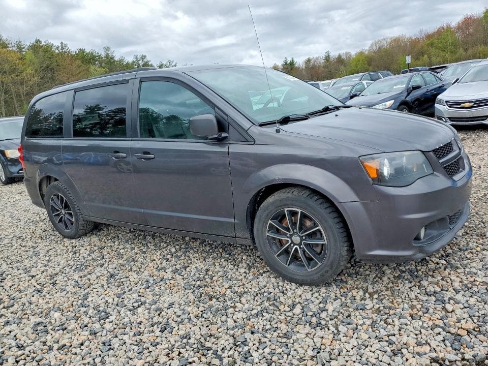 2018 DODGE GRAND CARAVAN GT 4
