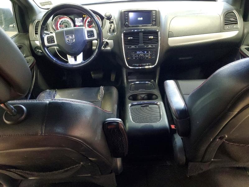 2018 DODGE GRAND CARAVAN GT 8