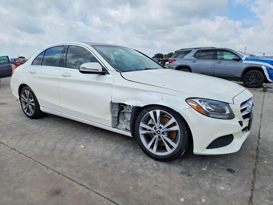 2017 MERCEDES-BENZ C 300 4